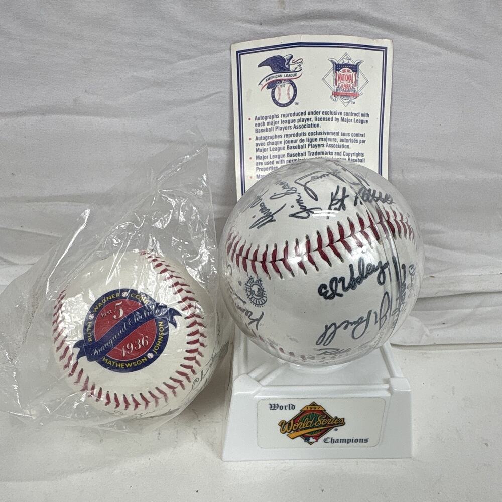 Florida Marlins 1997 World Series Champions Autographed Baseball Reprint W/ 1996